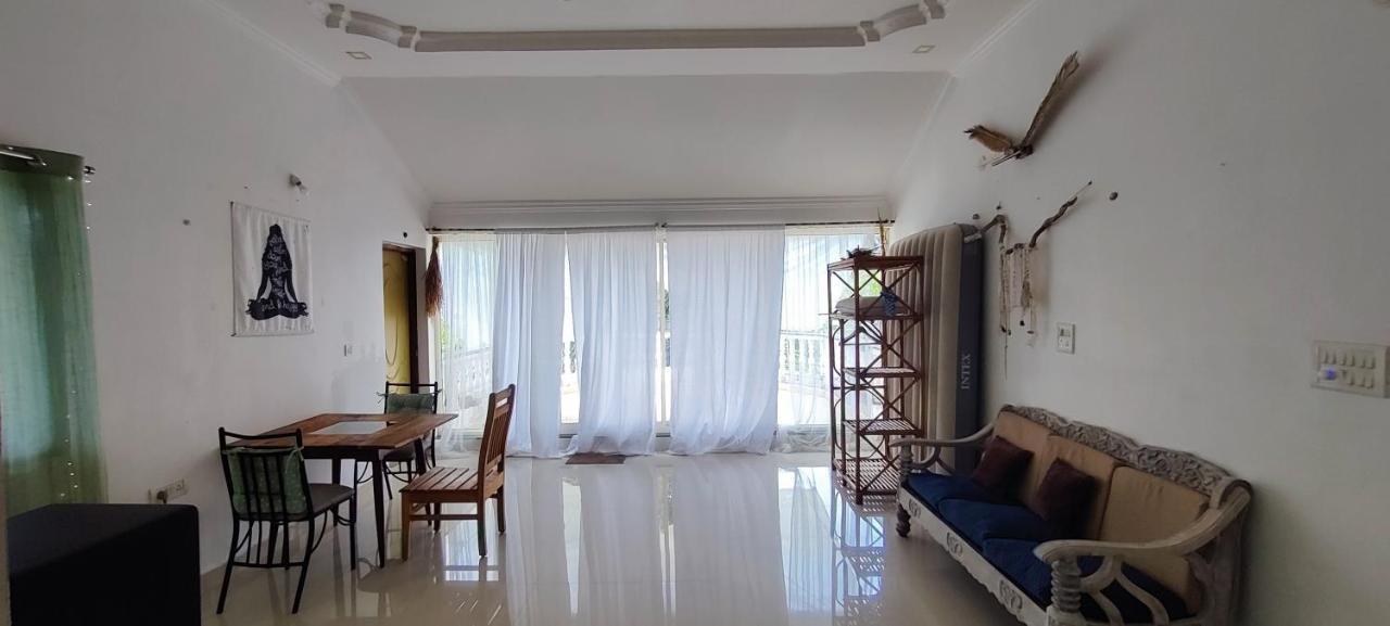 J-House, Spacious Apartments With Balconies, Thalassa 1Min Away Siolim Buitenkant foto