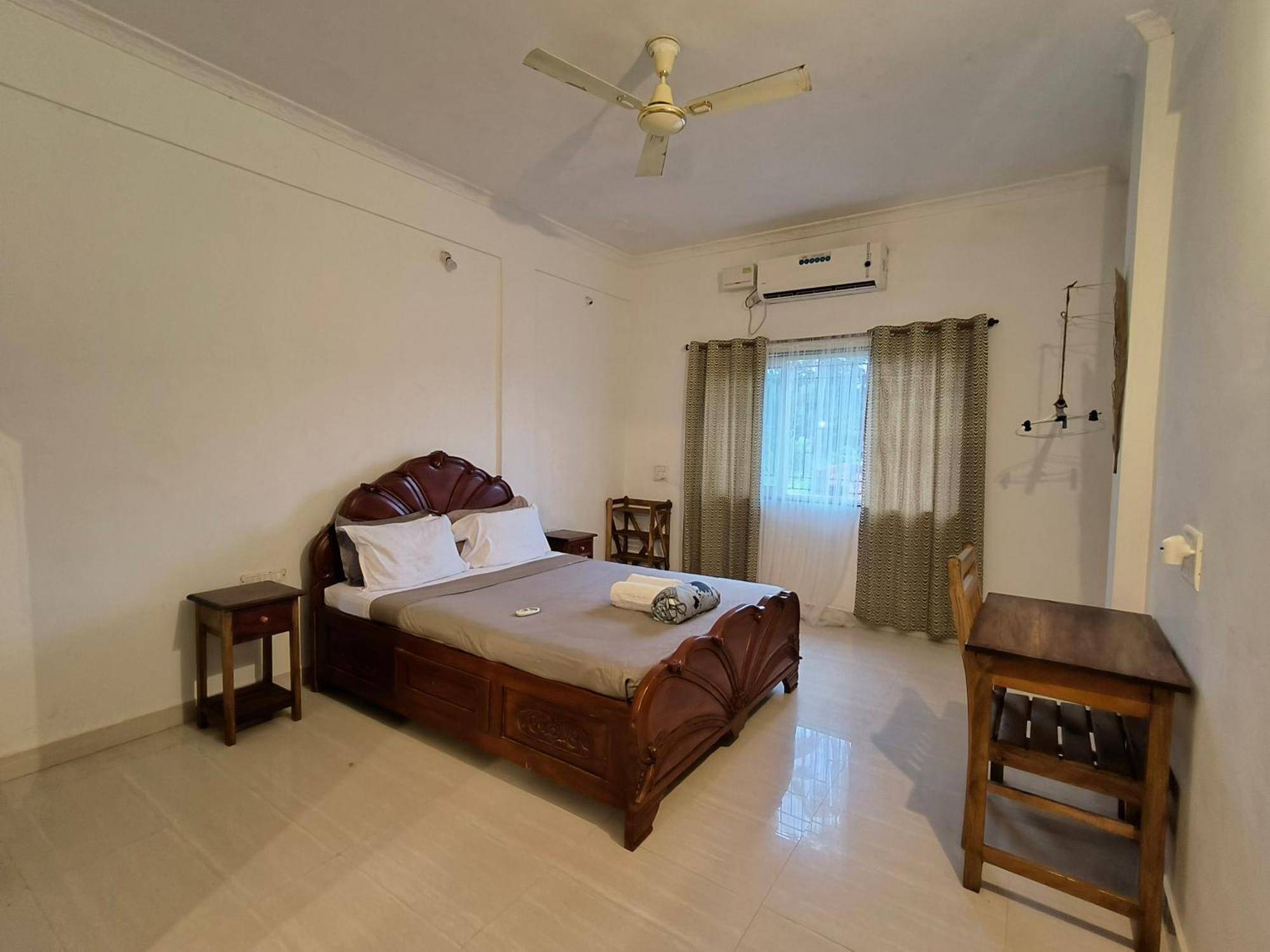 J-House, Spacious Apartments With Balconies, Thalassa 1Min Away Siolim Buitenkant foto