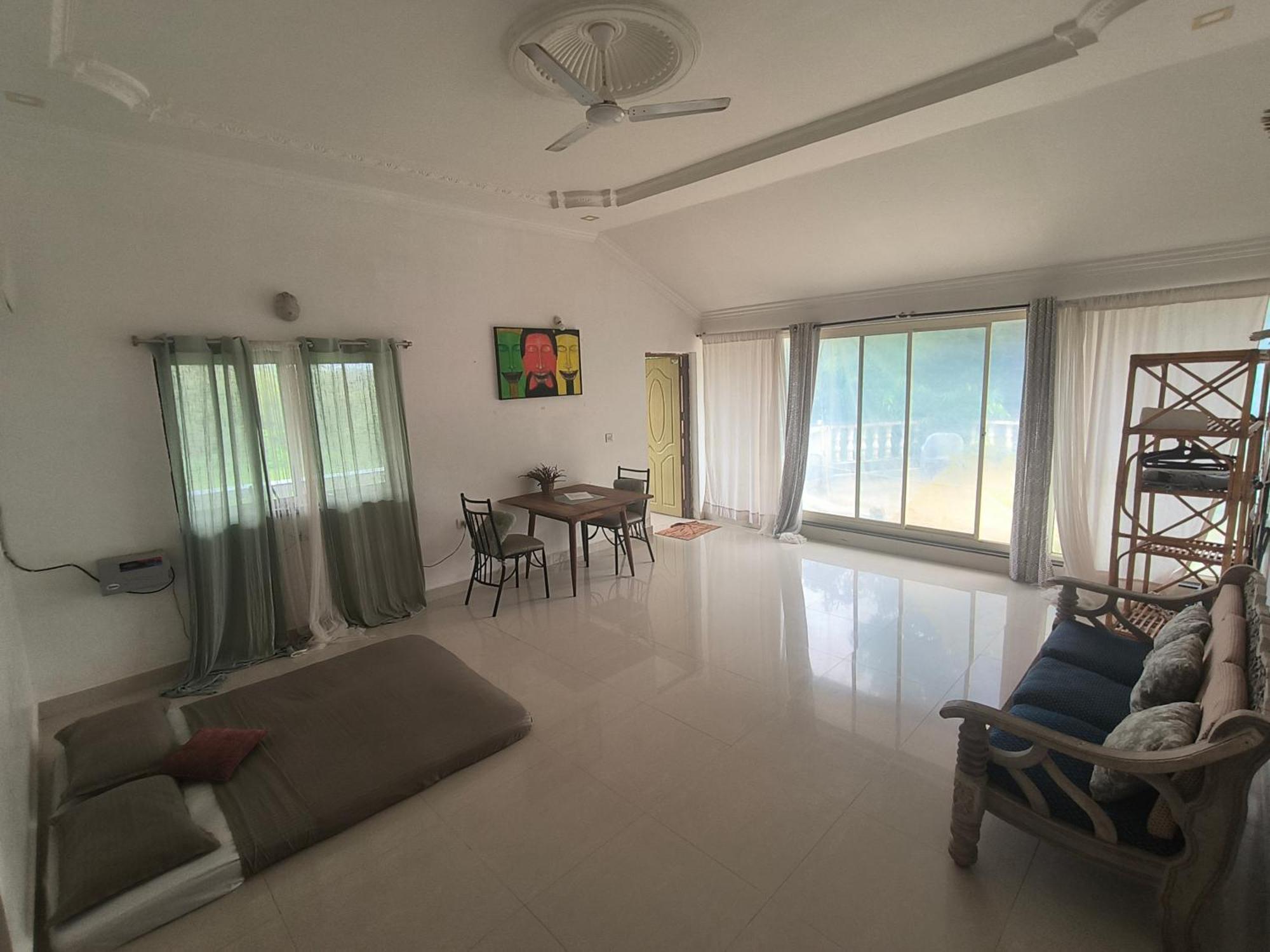 J-House, Spacious Apartments With Balconies, Thalassa 1Min Away Siolim Kamer foto